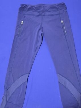 Lululemon Blue Leggings with Zip Pockets